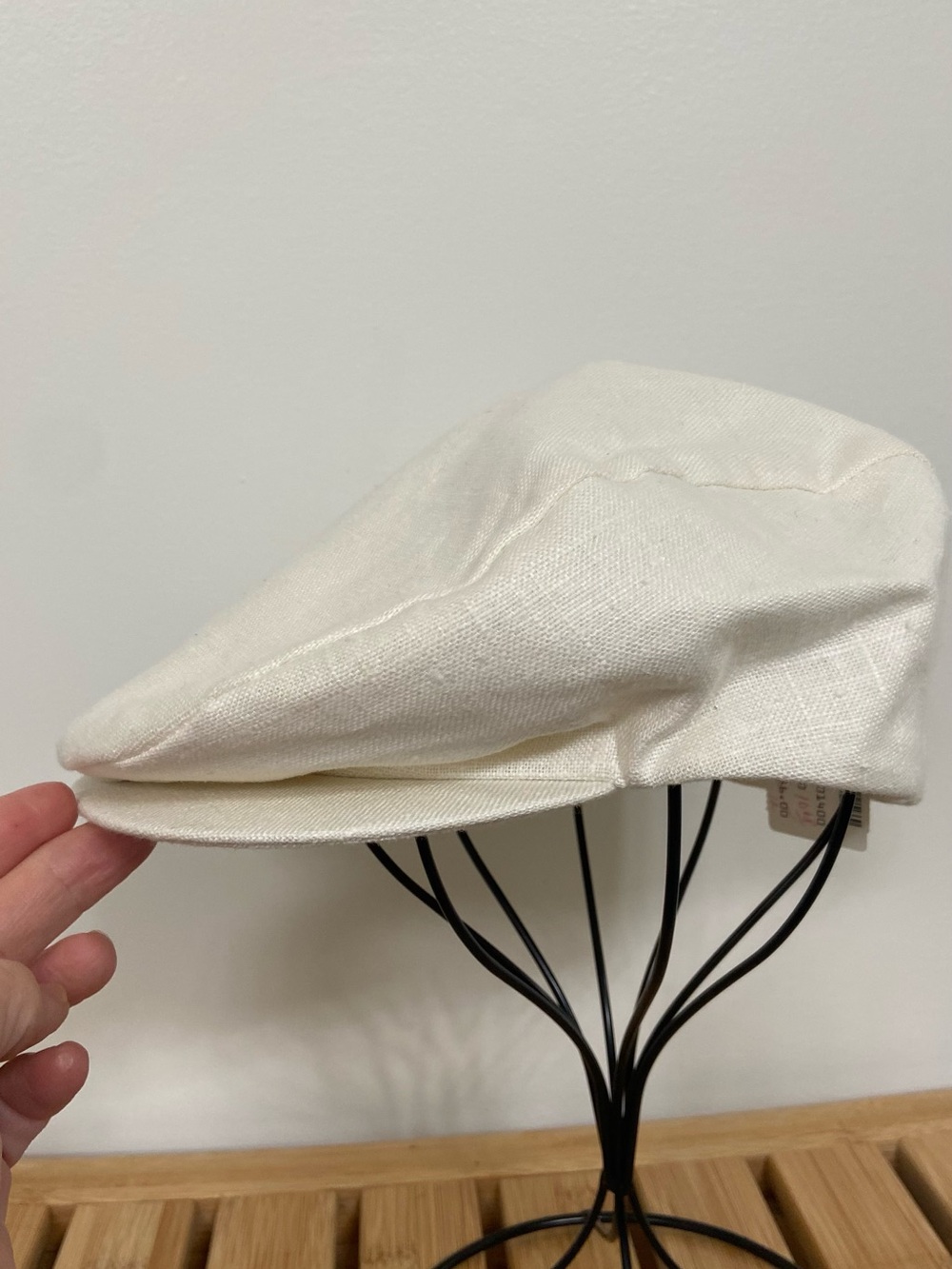 Classic Cream Linen Newsboy Cap